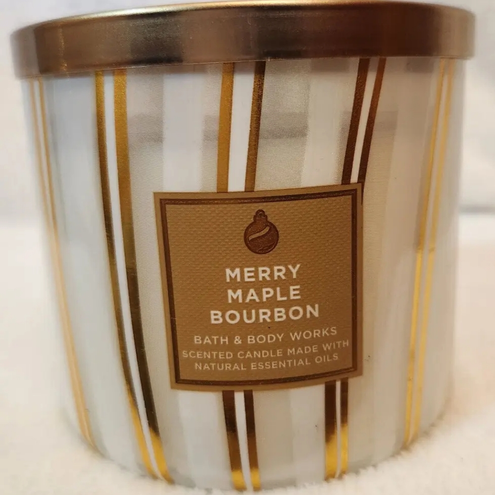 Discontinued Bath & Body Works Merry Maple Bourbon 3 Wick Candle 14.5 oz. NEW